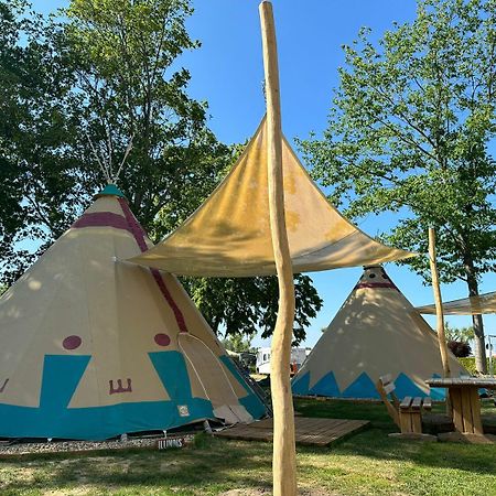 Tipi Ottawa Apartment Falkenberg/Elster Ngoại thất bức ảnh