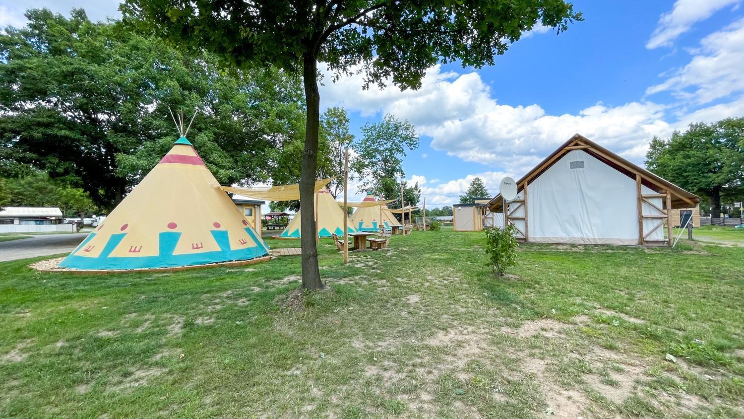 Tipi Ottawa Apartment Falkenberg/Elster Ngoại thất bức ảnh